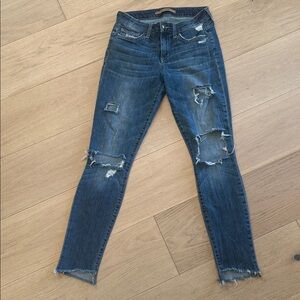Joes Jeans The Blondie Mid Rise Skinny ankle 25